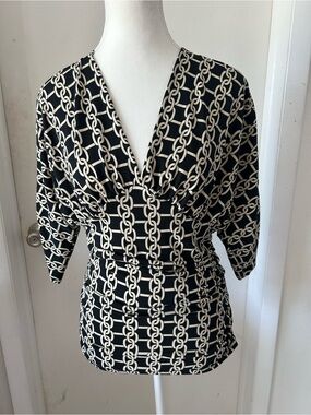 Rampage Chain-Print V-Neck Top